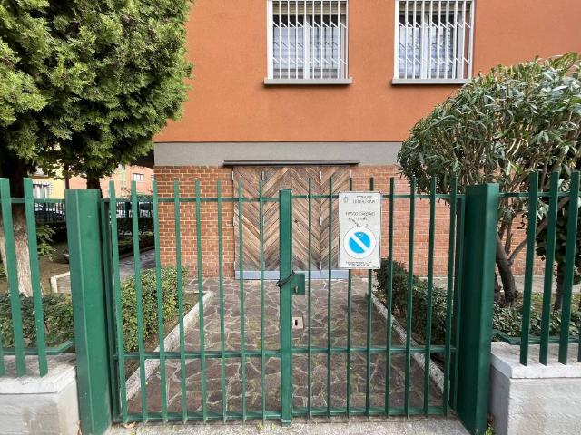 Box in vendita a San Nicolò di Villola, Bologna