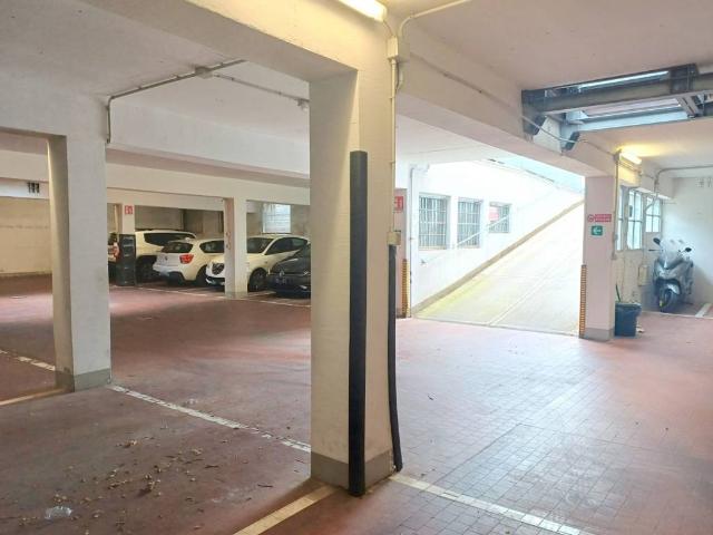 Box in vendita a Savena, Bologna
