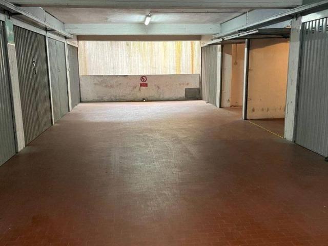 Box in vendita a Cirenaica, Bologna