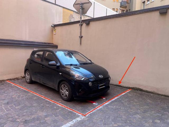 Box in vendita a Porto-Saragozza, Bologna