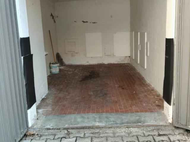 Box in vendita a Belcantone, Bologna