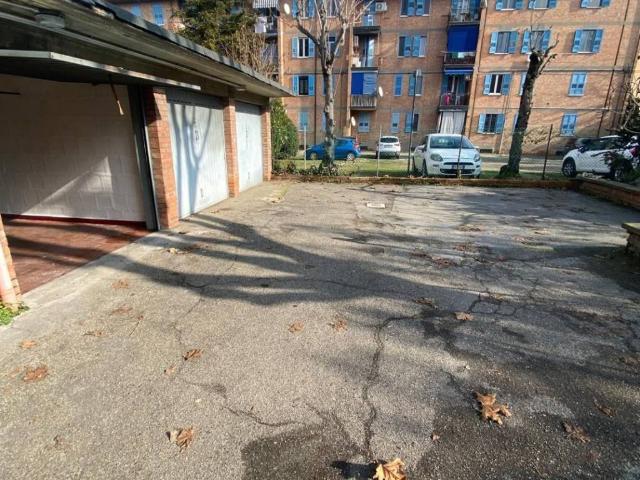 Box in vendita a Savena, Bologna