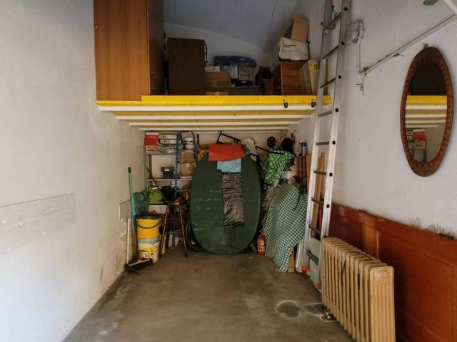 Box in vendita a Porto-Saragozza, Bologna