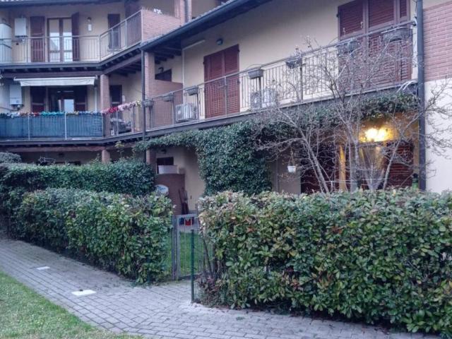 Box in vendita a Boltiere, Lombardia