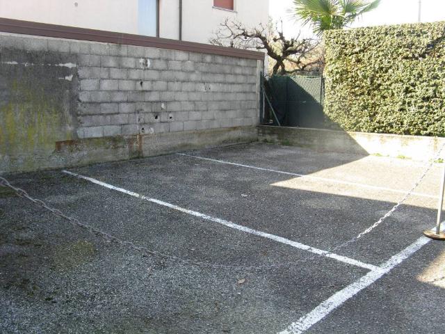 Box in vendita a Bonate Sopra, Lombardia