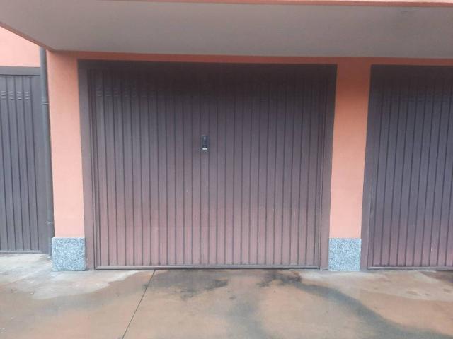 Box in vendita a Bonate Sotto, Lombardia