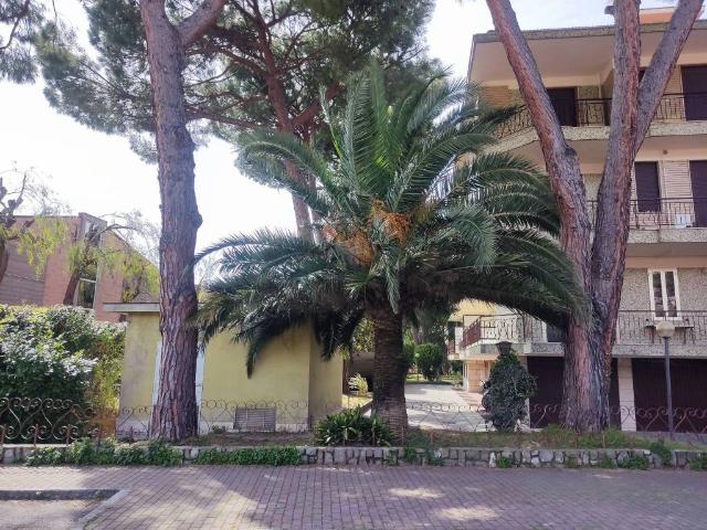 Box in vendita a Bordighera, Liguria