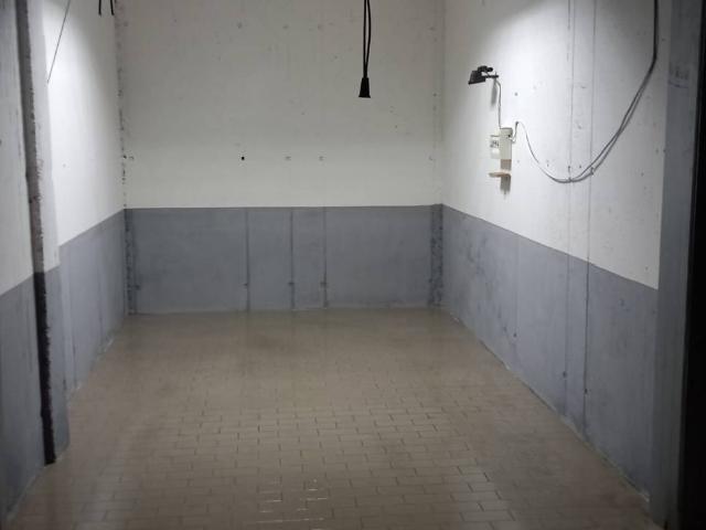Box in vendita a Bordighera, Liguria