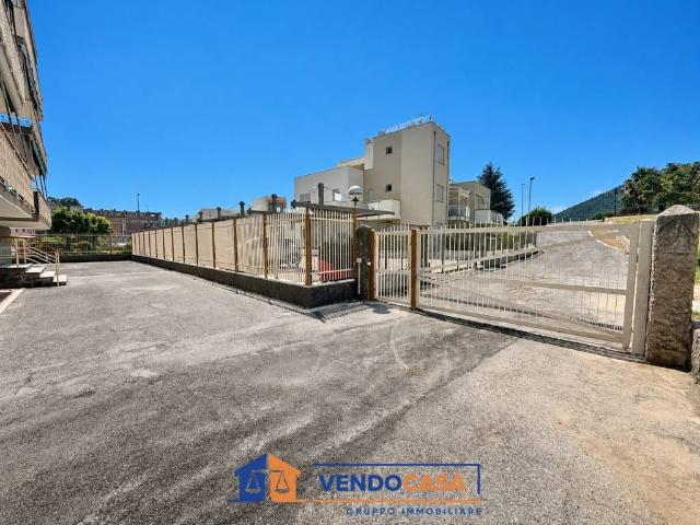 Box in vendita a Borghetto Santo Spirito, Liguria