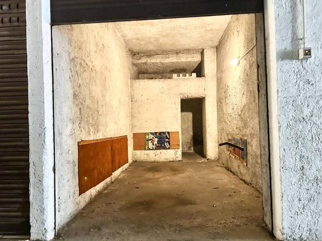 Box in vendita a Zona Sud, Brescia