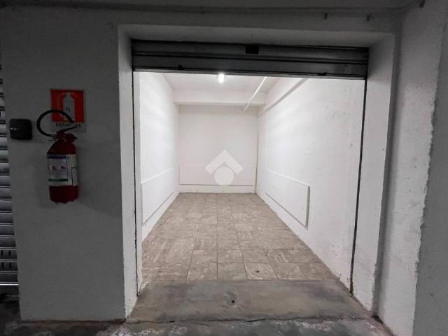 Box in vendita a Zona Sud, Brescia