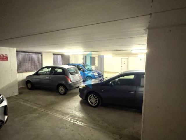 Box in vendita a Zona Est, Brescia