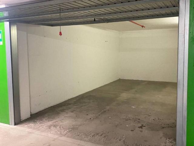 Box in vendita a Zona Ovest, Brescia