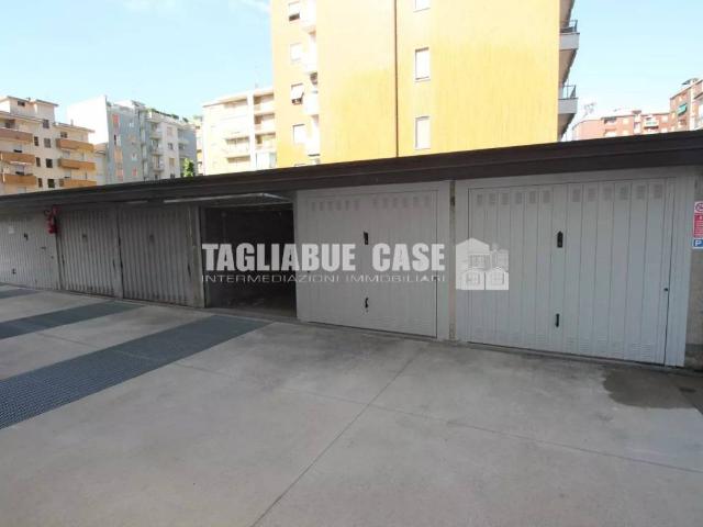 Box in vendita a Zona Omogenea Milano Nord, Bresso
