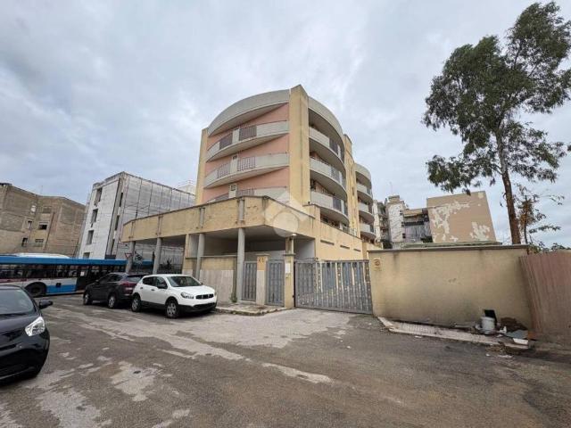 Box in vendita a Centro, Puglia
