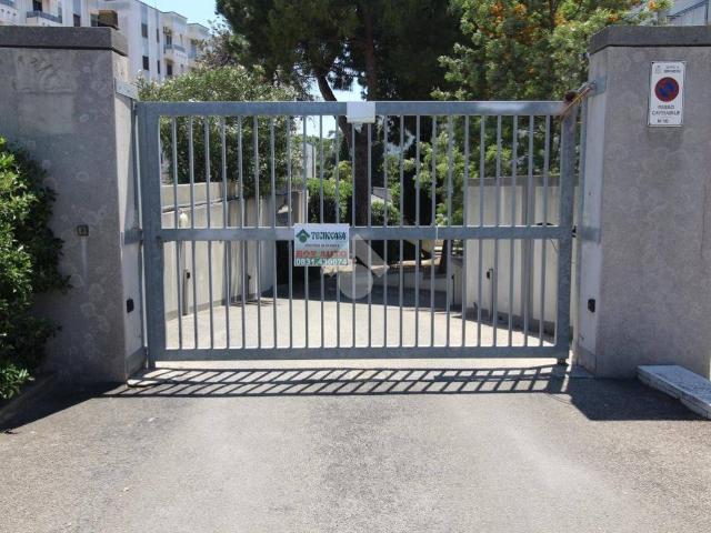 Box in vendita a Bozzano, Puglia