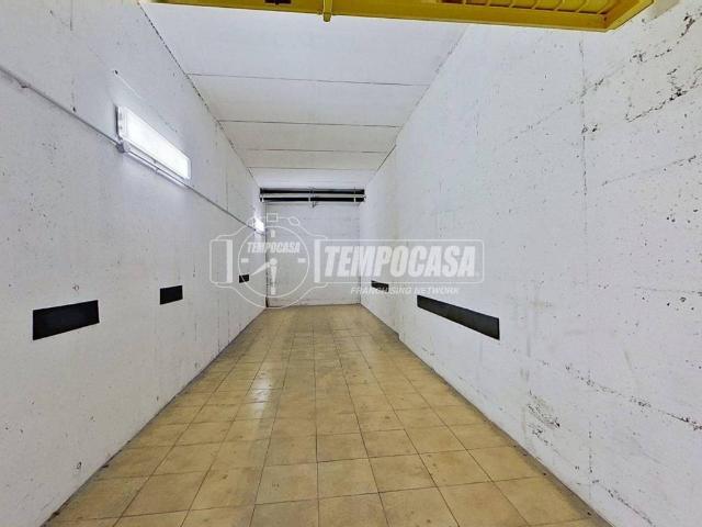 Box in vendita a San Damiano, Brugherio