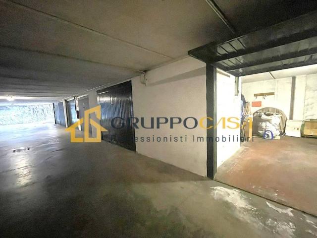 Box in vendita a Brugherio, Lombardia