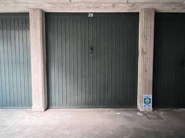 Box in vendita a Moncucco, Brugherio