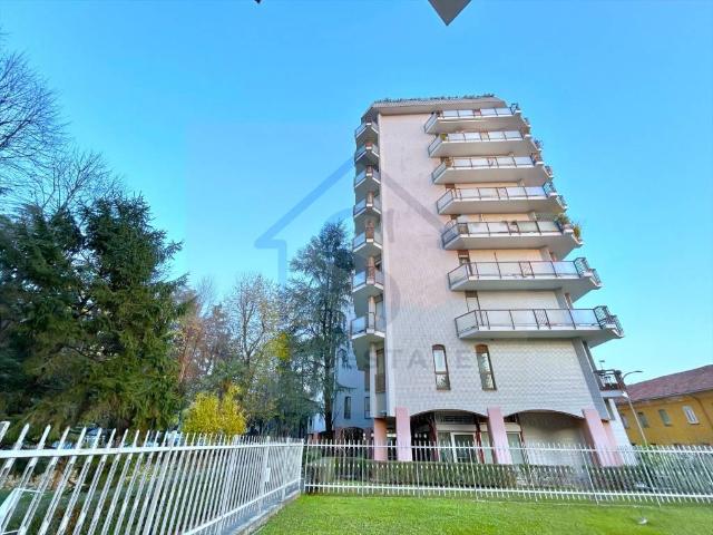 Box in vendita a Moncucco, Brugherio