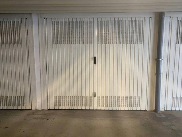 Box in vendita a Brugherio, Lombardia