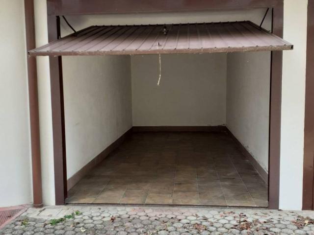 Box in vendita a Moncucco, Brugherio