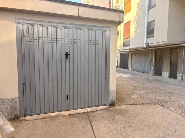 Box in vendita a Brugherio, Lombardia