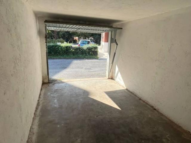Box in vendita a Brugherio, Lombardia