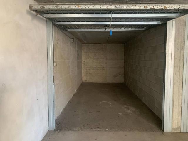 Box in vendita a Moncucco, Brugherio