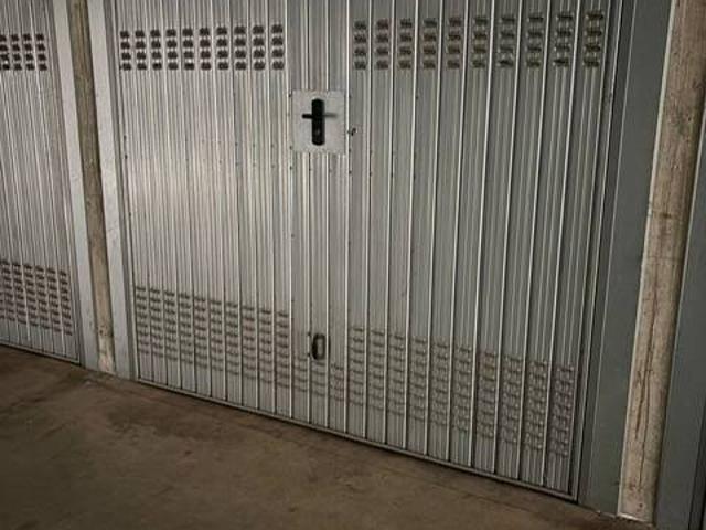 Box in vendita a Robarello, Buccinasco
