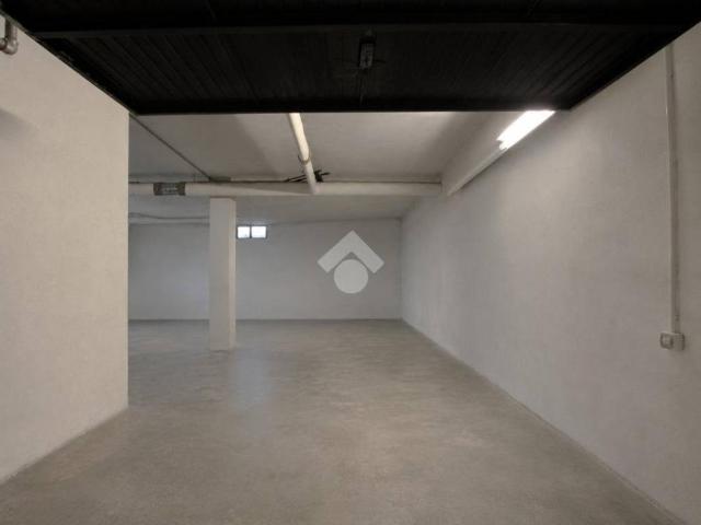 Box in vendita a Bulciago, Lombardia