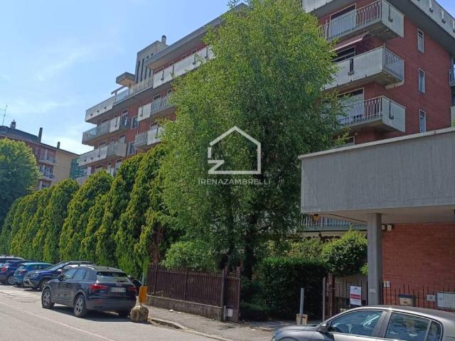 Box in vendita a Santi Apostoli, Busto Arsizio