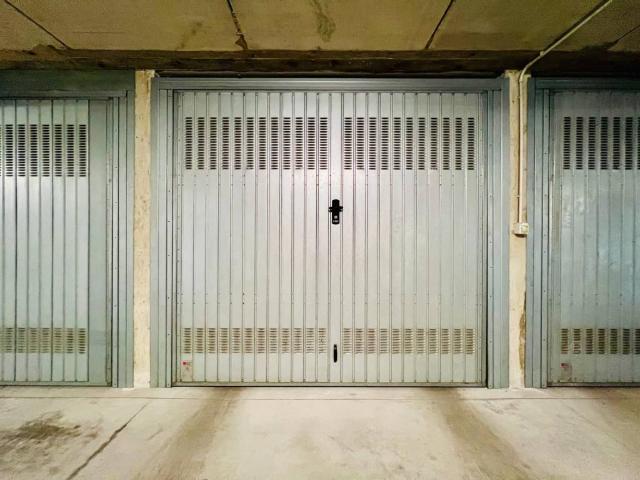 Box in vendita a Cabiate, Lombardia