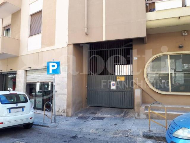 Box in vendita a Sant'Alenixedda, Cagliari