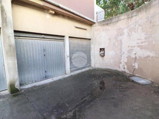 Box in vendita a Monteleone - Santa Rosalia, Cagliari