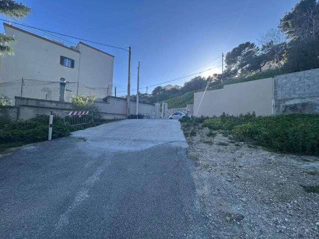 Box in vendita a Biddanoa/Villanova, Cagliari
