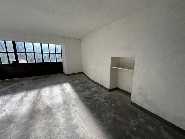 Box in vendita a Calolziocorte, Lombardia