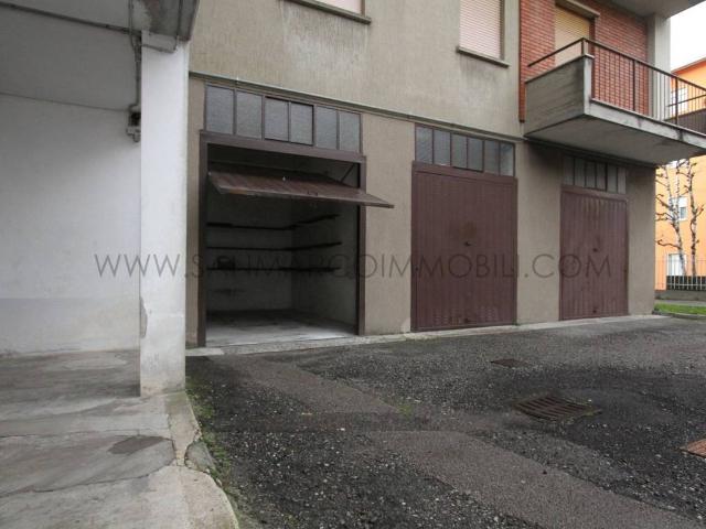 Box in vendita a Calolziocorte, Lombardia