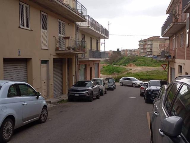 Box in vendita a Semini, Caltagirone