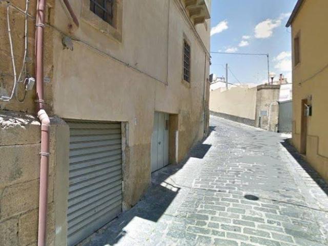 Box in vendita a Caltagirone, Sicilia