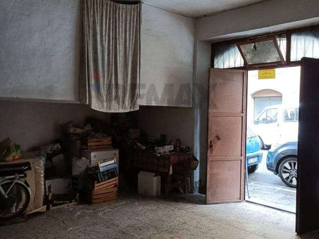 Box in vendita a Canalotto, Caltagirone