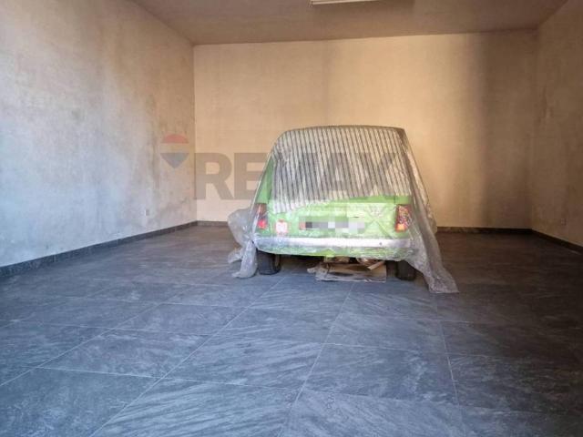 Box in vendita a Canalotto, Caltagirone