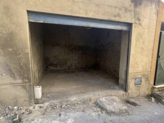 Box in vendita a Rione Angeli, Caltanissetta