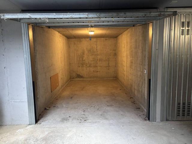 Box in vendita a Cambiago, Lombardia