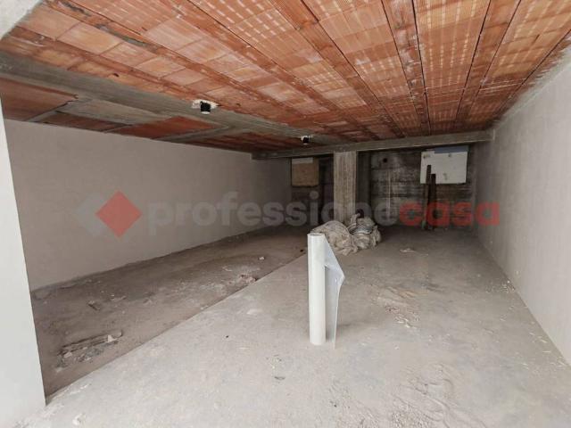 Box in vendita a Campello Sul Clitunno, Umbria
