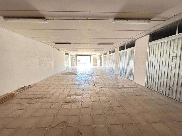 Box in vendita a Puglia, Lecce