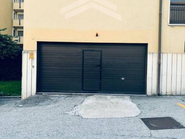 Box in vendita a Vazzieri, Campobasso