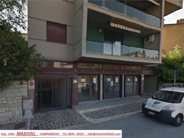 Box in vendita a Campobasso, Molise