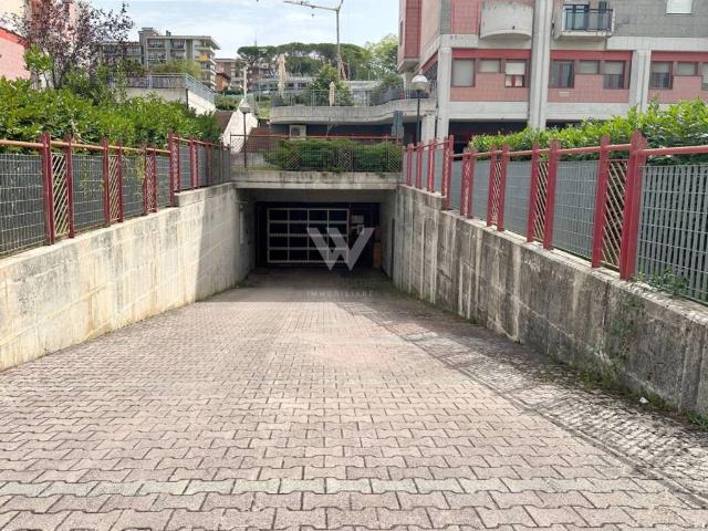 Box in vendita a Campobasso, Molise
