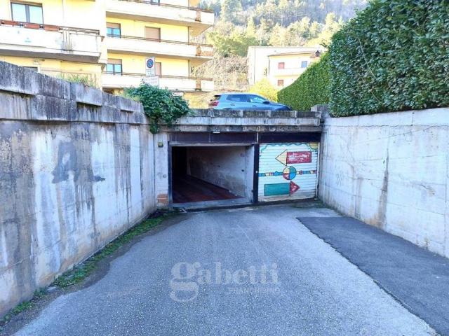 Box in vendita a Campobasso, Molise